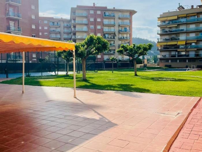 Reconnectar Malgrat De Mar Colom I Apartment ภายนอก รูปภาพ